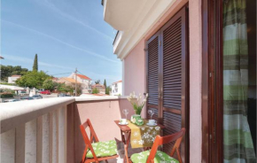 Lovely Apartment In Split With Wifi